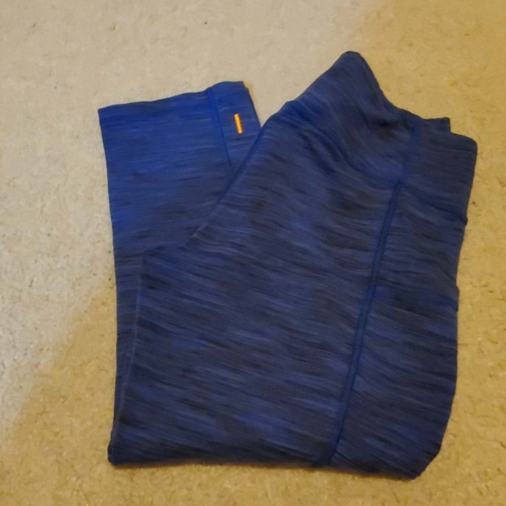 Lucy Capri legging